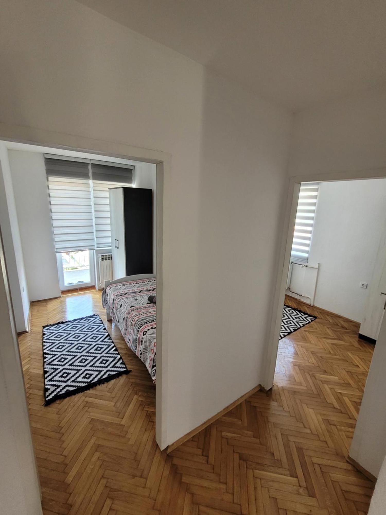 Apartmani Elegance Тузла Екстер'єр фото