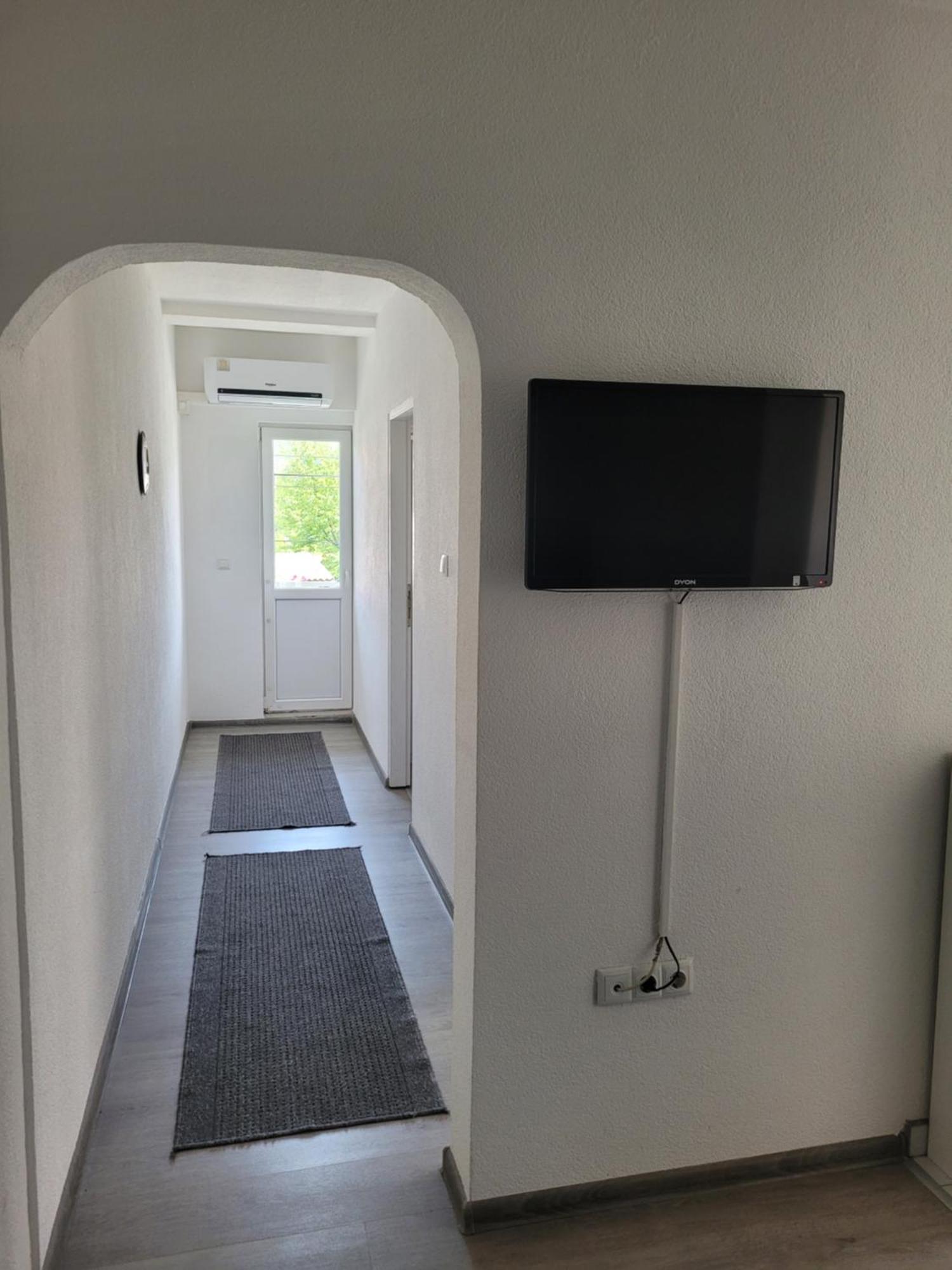 Apartmani Elegance Тузла Екстер'єр фото