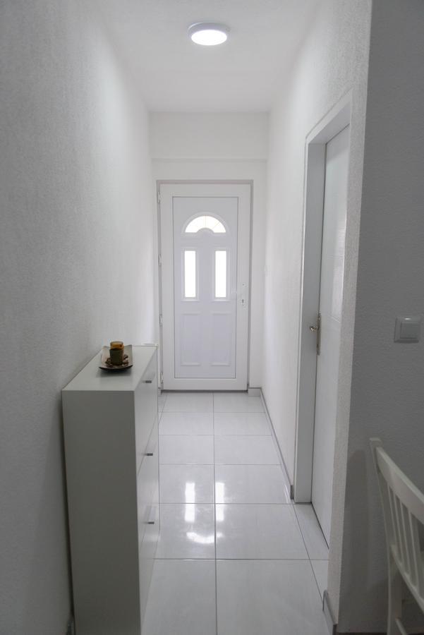 Apartmani Elegance Тузла Екстер'єр фото